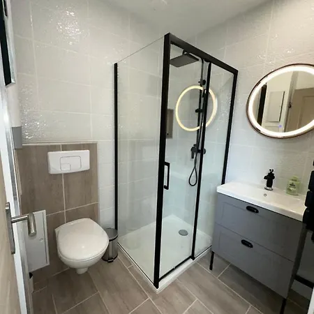 L'aphrodite Апартаменты *